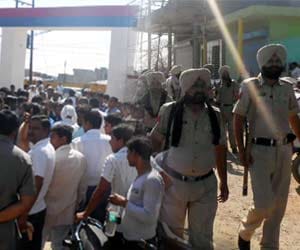 Communal tension in loni