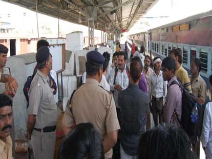 dacoity in indian railway