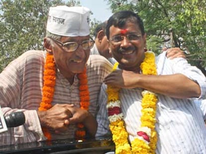 kejriwal eyes assembly election in loksabha election road show