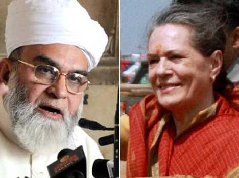 Secular vote must not split, Sonia appeals to Muslims
