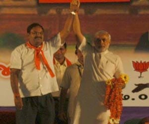 do you know to m.p. balu shukla?