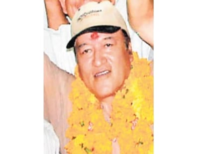profile of congress candidate in uttarakhand