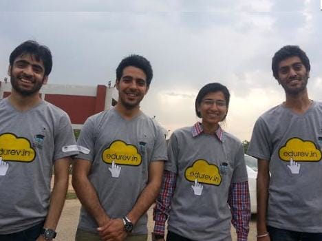 PU UIET Student Create a wonderful website for poor students