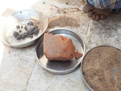 man who eats three kilos of debris each day!
