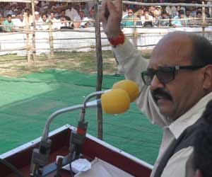 mulayam and akhilesh may go to jail says amar singh