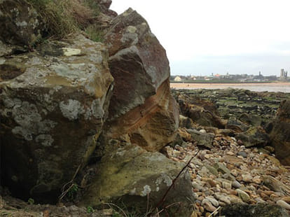 mysterious face on the rock