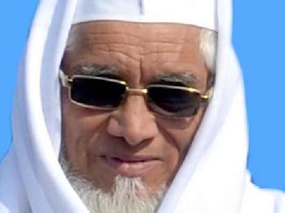 reactions of ulemas of up against imam bukhari appeal