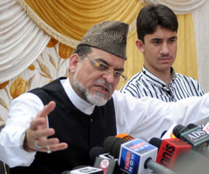 yahiya bukhari slams congress and bjp, support aap