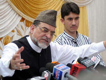 yahiya bukhari slams congress and bjp, support aap