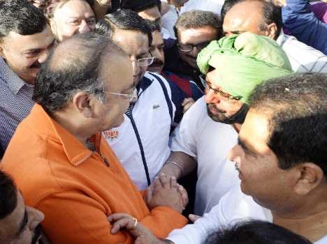  BJP and Congress candidate Jaitley and Captain amrinder face to face 