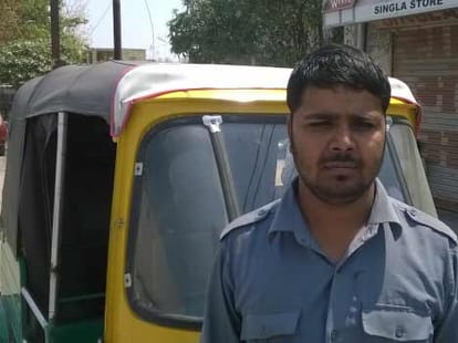does the auto drivers soppot to kejriwal today?