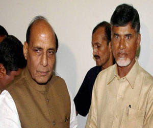 bjp get one new friend before first phase election eve