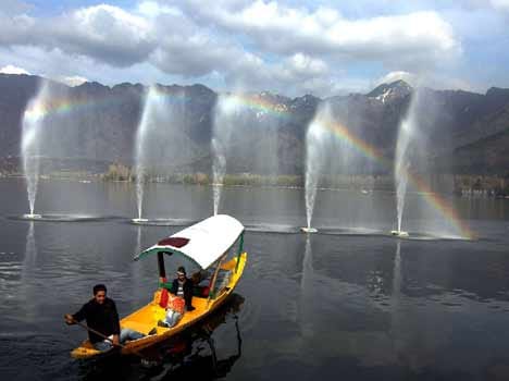 Turnover of 450 million affected by floods in Kashmir