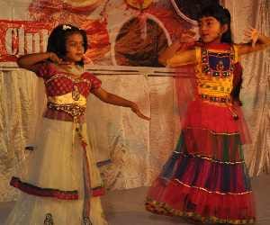 theme based dance show