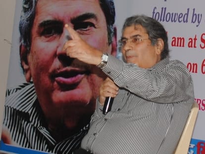 vinod mehta press conference