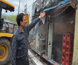 Illigal encroachment demolished in Mahdev colony