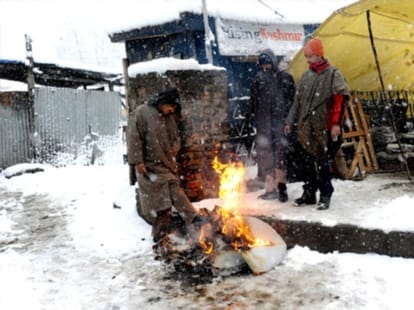 match box save lives of two person in rohtang