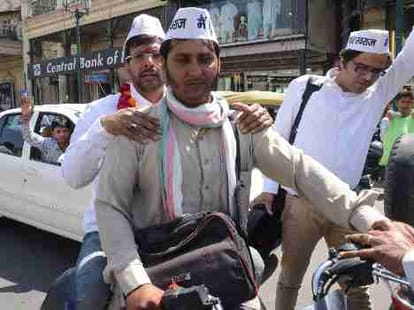 confusion over javed jafri home in lucknow