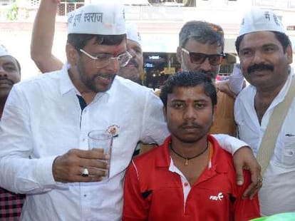 confusion over javed jafri home in lucknow