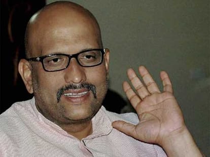 priyanka supports local MLA ajay rai to take on modi in varanasi