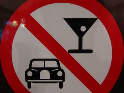 delhi traffic police drunkun drive in saturday night