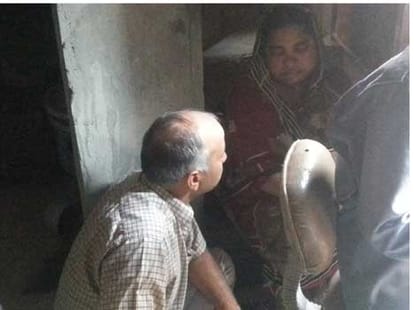Arvind kejriwal met slapper lali
