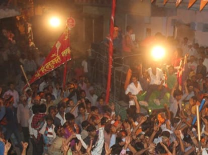 communal violence in kanpur