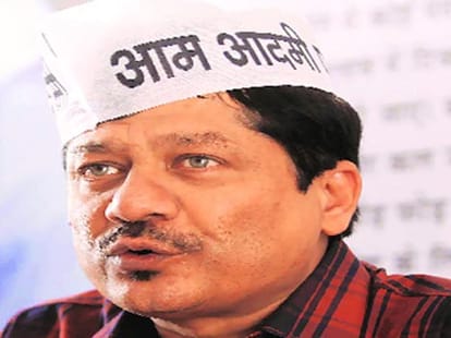 modi rival from aap has also a story on his wives!