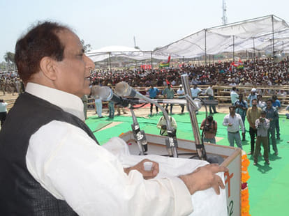 azam khan attacked on Election commission
