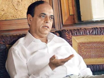 aiyesha takia slams father in law abu azmi