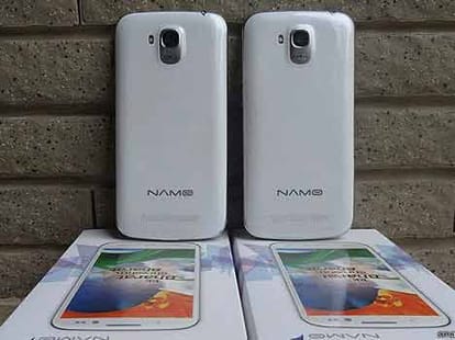 modi's phone, kejriwal's cup: everything is selling out