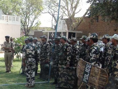 Curfew in Hathin, Polling Done - Haryana Assembly Elections 2014 Live Updates