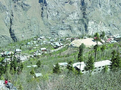 the village of Kinnaur is on the edge of Subsidence