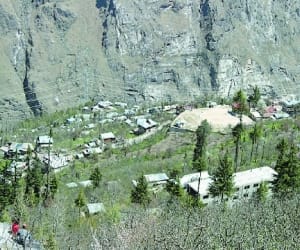 the village of Kinnaur is on the edge of Subsidence