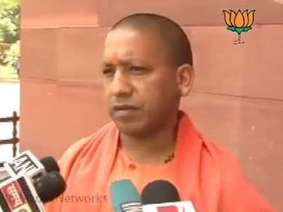 Azam Khan replied back to Yogi Adityanath.