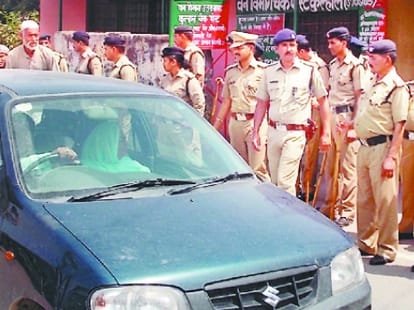 26 lakh recovered from car