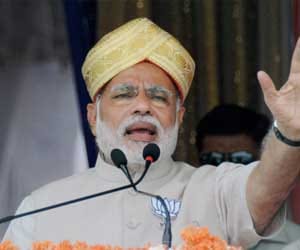 narendra modi to file nomination on 24 april in varanasi