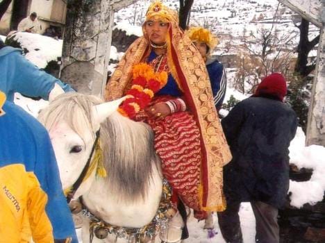 special farewell of bride in uttarakhand