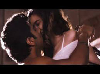 alia bhatt and arjun kapoor kiss