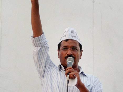 iit students support with kejrival