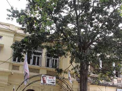 AAP will go to a special change after LS elections