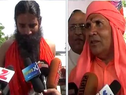 Ramdev caught on camera discussing money with BJP candidate