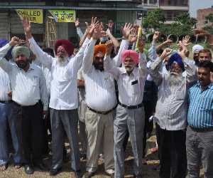 people against for wine shop, protest