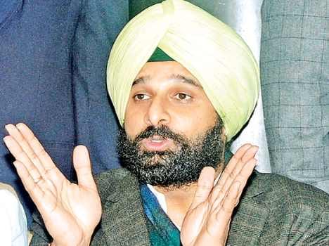 Shabad manipulating: increased difficulties for Majithia