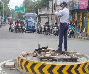 traffic diversion on diwali in lucknow.
