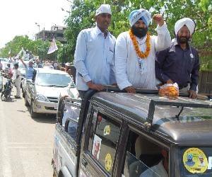 aap candidate win mohali, but lost anandpur sahib seat