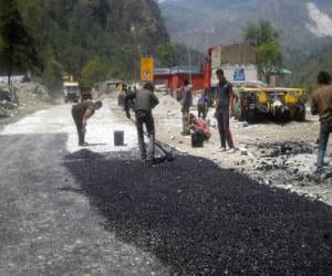 Hapur Road barrier Road from NH-58