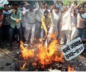 Protest to condemn attack on Cong MLA