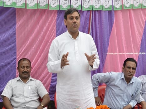 congress candidate saket bahuguna