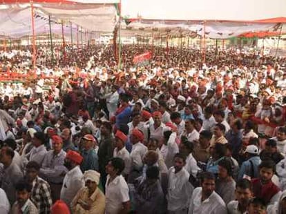 mulayam to resign from mainpuri seat